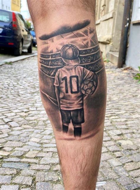 Top Football Tattoo Inspiration .